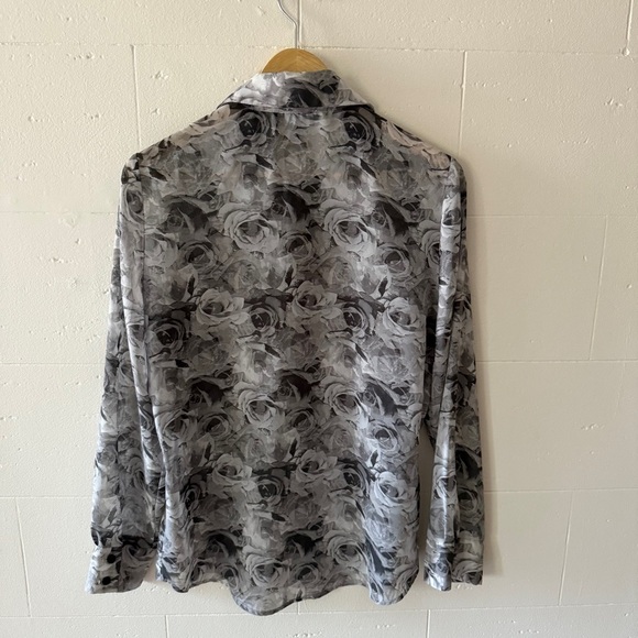 Semi Sheer Grey Floral Blouse - Picture 6 of 7